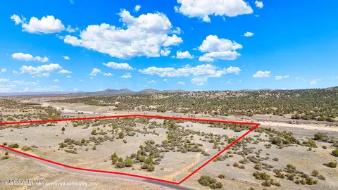 13655 N Pheasant Run 21808 Acre Rd, Prescott, AZ 86305