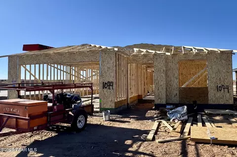 5960 E Dickens Ln, Prescott Valley, AZ 86314