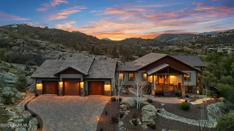 3292 Pamela St, Prescott, AZ 86305