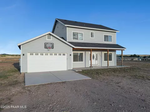 25099 N Constitution Dr, Paulden, AZ 86334