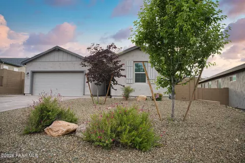 576 Whistle Stop Rd, Clarkdale, AZ 86324