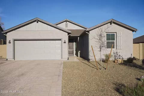 576 Whistle Stop Rd, Clarkdale, AZ 86324