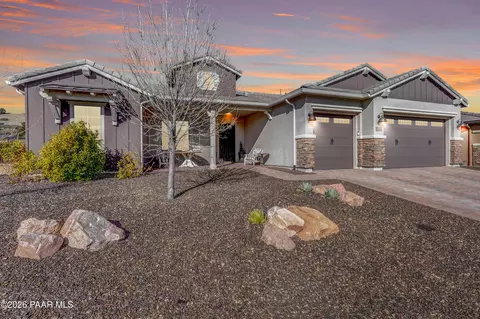 2032 Summer View Dr, Prescott, AZ 86301