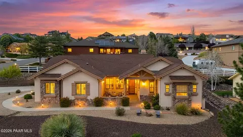 2587 Golden Bear Dr, Prescott, AZ 86301