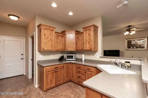Kitchen - 12933 Ponce St, Dewey, AZ 86327 photo 2 of 5