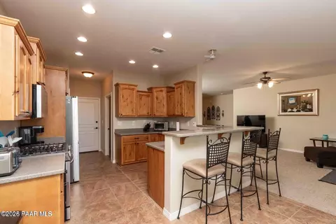 Kitchen - 12933 Ponce St, Dewey, AZ 86327 photo 1 of 5
