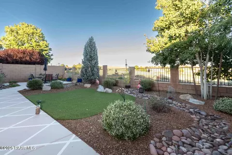 Exterior - 12933 Ponce St, Dewey, AZ 86327 photo 2 of 10