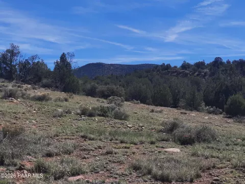 003 Off Fort Rock Rd # V, Seligman, AZ 86337