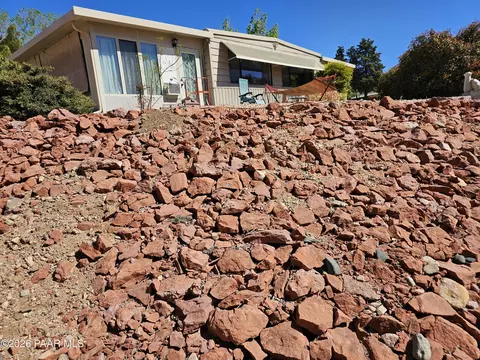 10075 E Dapple Grey Trl, Dewey, AZ 86327