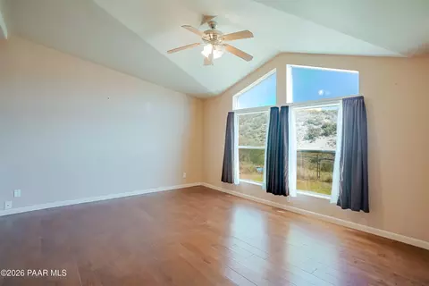 11800 E Henderson Rd, Dewey, AZ 86327 photo 3