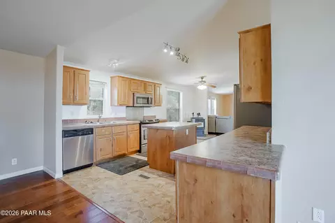 11800 E Henderson Rd, Dewey, AZ 86327 photo 8