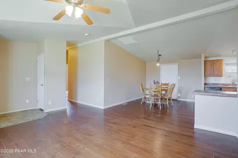 11800 E Henderson Rd, Dewey, AZ 86327 photo 5