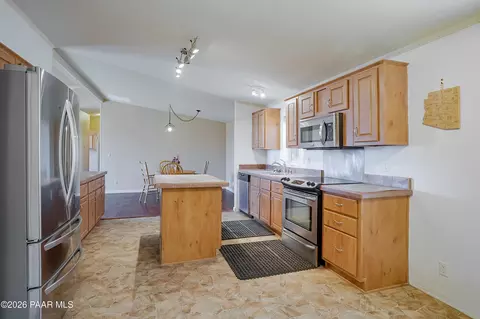 11800 E Henderson Rd, Dewey, AZ 86327 photo 9