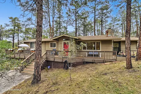 1120 W Oak Ln, Prescott, AZ 86303