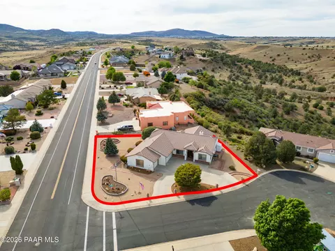 10392 E Old Black Canyon Hwy Hwy, Dewey, AZ 86327