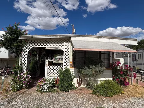 19081 Palm Ln Dr #7, Black Canyon City, AZ 85324
