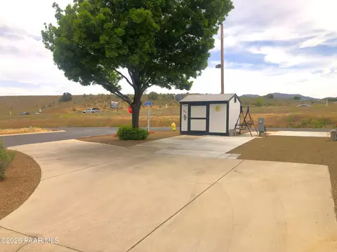 824 N Mountain Brush Dr, Dewey-humboldt, AZ 86327