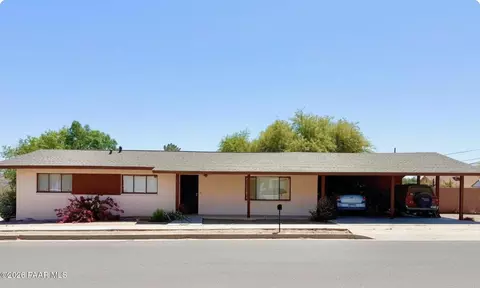 111 W Apache St, Wickenburg, AZ 85390