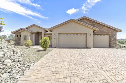 1921 Pinnacle Ln, Prescott, AZ 86301