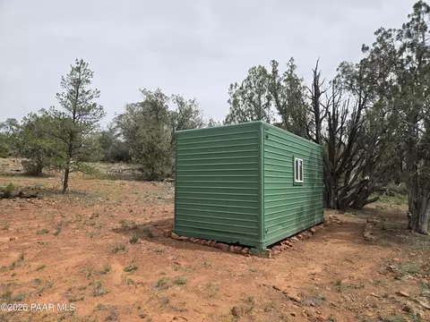 61 Raney Rd, Ash Fork, AZ 86320 photo 3