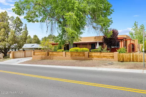 209 Robinson Dr, Prescott, AZ 86303