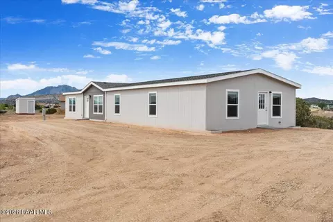 364 N Papago Trl, Chino Valley, AZ 86323