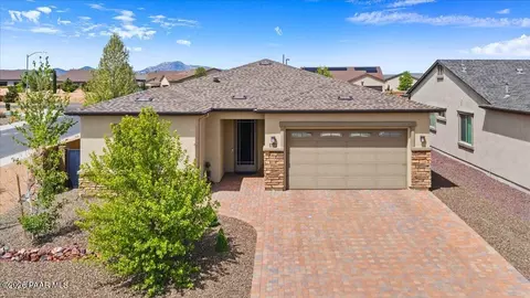 8610 N Sprouting Tree Dr, Prescott Valley, AZ 86315