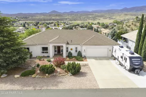 10769 E High Point Dr, Dewey, AZ 86327