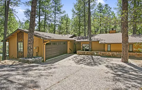 1495 Pine Tree Ln, Prescott, AZ 86303