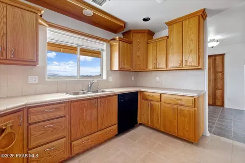Kitchen - 20775 N Hackamore Ln, Paulden, AZ 86334 photo 2 of 2