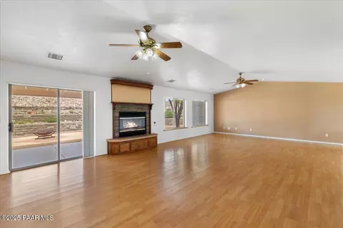 Living - 20775 N Hackamore Ln, Paulden, AZ 86334 photo 2 of 5