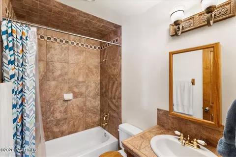 Bath - 49 Norma Way, Ash Fork, AZ 86320 photo 1 of 1