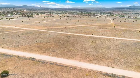 155 E Ahonen Rd, Paulden, AZ 86334 photo 6