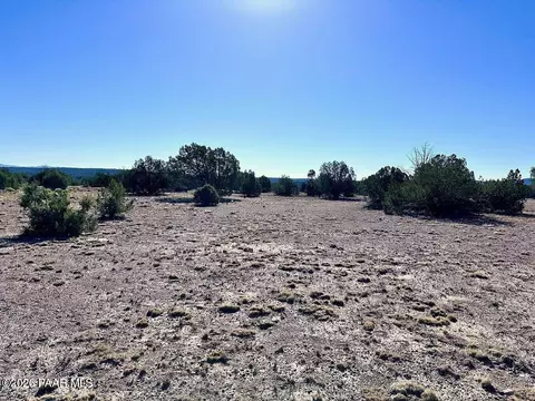 145 SW Reckless Ln, Ash Fork, AZ 86320 photo 4
