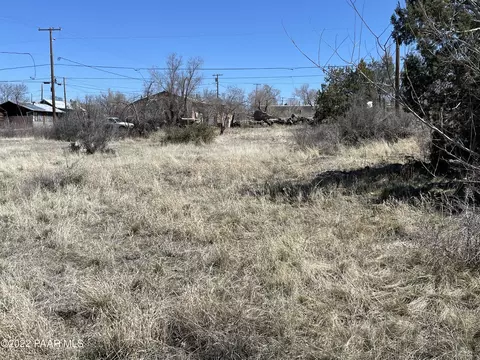 649 W El Dorita Ave, Ash Fork, AZ 86320 photo 8