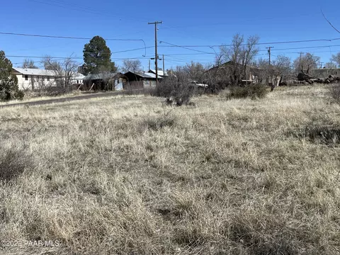 649 W El Dorita Ave, Ash Fork, AZ 86320 photo 7