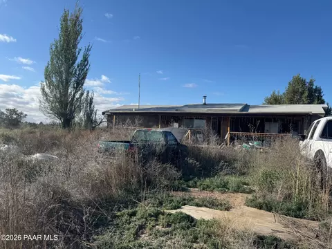 22925 N Mohawk Ln, Paulden, AZ 86334