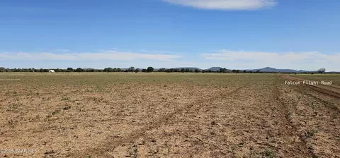 lot252 NW Falcon Flight Rd, Ash Fork, AZ 86320 photo 3