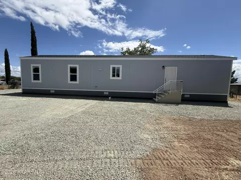 20543 E Conestoga Dr, Mayer, AZ 86333