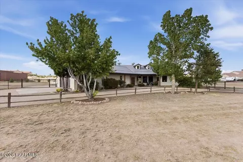 3930 W Running Iron Dr, Prescott, AZ 86305