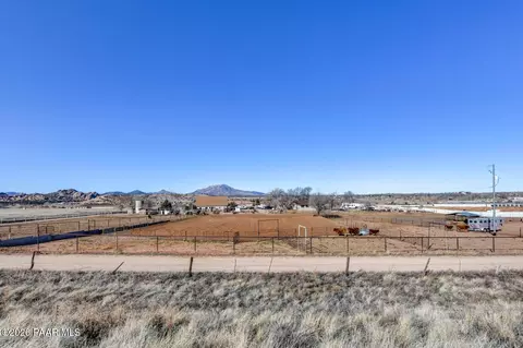 5406 Side Rd, Prescott, AZ 86301