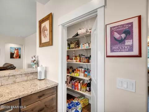 Kitchen - 15935 E Lone Fox Trl, Dewey, AZ 86327 photo 3 of 6