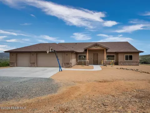 Exterior - 15935 E Lone Fox Trl, Dewey, AZ 86327 photo 3 of 14