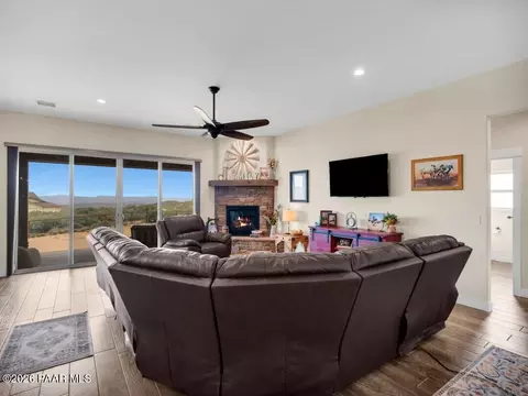 Living - 15935 E Lone Fox Trl, Dewey, AZ 86327 photo 1 of 3