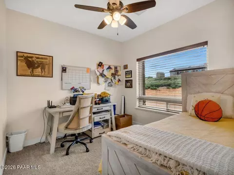 Bedroom - 15935 E Lone Fox Trl, Dewey, AZ 86327 photo 3 of 5