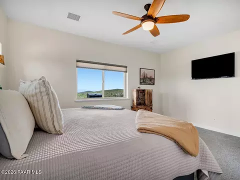 Bedroom - 15935 E Lone Fox Trl, Dewey, AZ 86327 photo 2 of 5