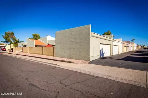 5829 E Nance St, Mesa, AZ 85215
