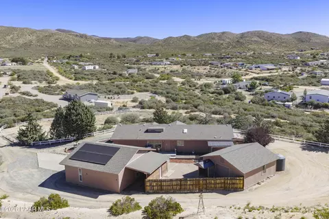 1699 N Trinity Ln, Dewey, AZ 86327 photo 5