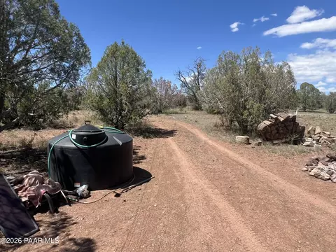 206 Brava Ln, Ash Fork, AZ 86320 photo 3