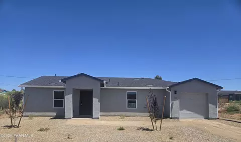 20182 E Lakeside Rd, Cordes Lakes, AZ 86333